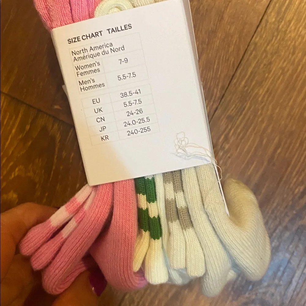 NWT Lululemon daily essential socks Multi 3 Pk Size: Medium